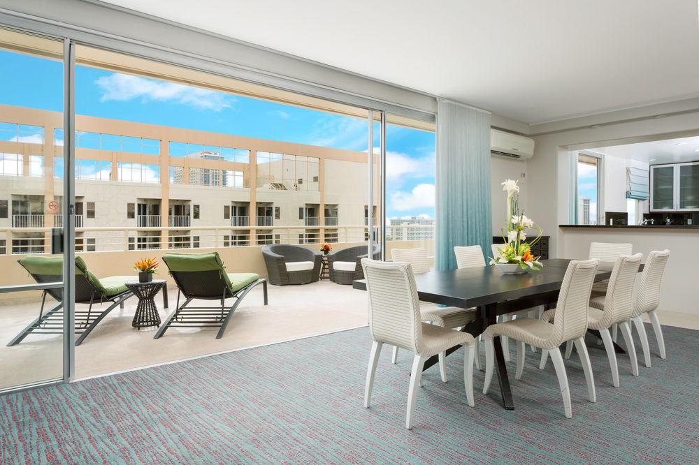 Courtyard By Marriott Waikiki Beach Honolulu Esterno foto