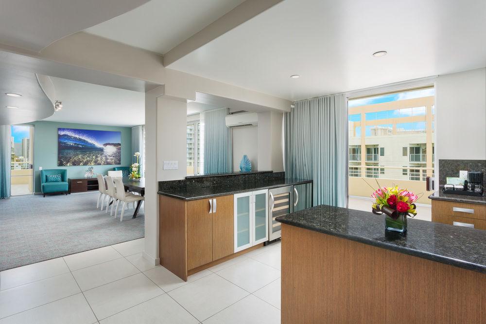 Courtyard By Marriott Waikiki Beach Honolulu Esterno foto