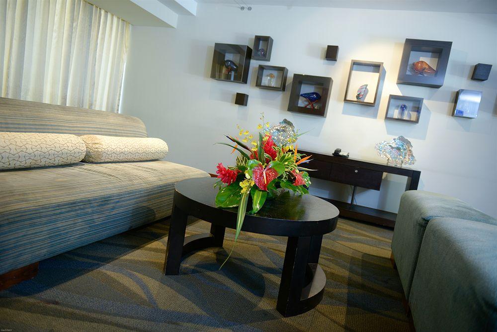 Courtyard By Marriott Waikiki Beach Honolulu Esterno foto