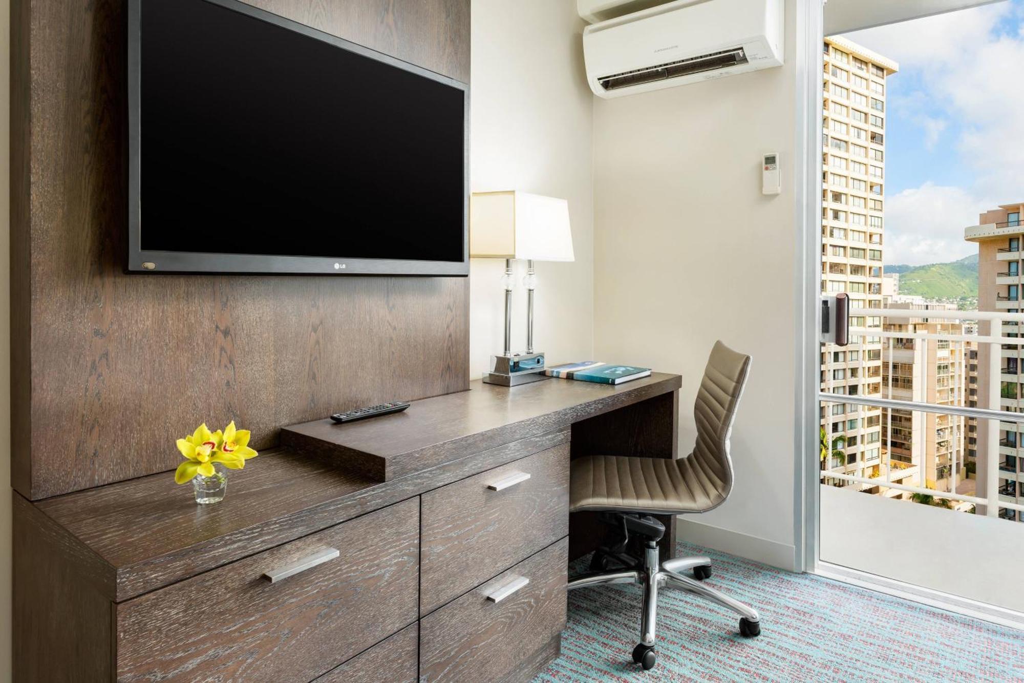 Courtyard By Marriott Waikiki Beach Honolulu Esterno foto